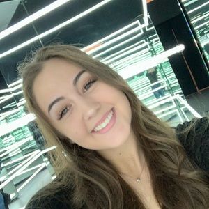 Meet your Posher, Nina